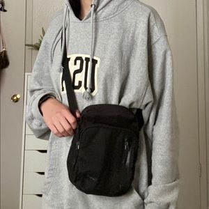 nike cross body bag